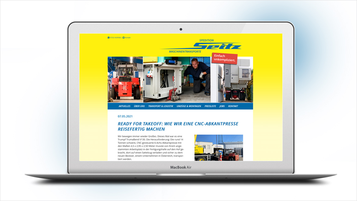 Homepage der Firma Seitz Maschinentransporte + Spedition auf einem Laptop