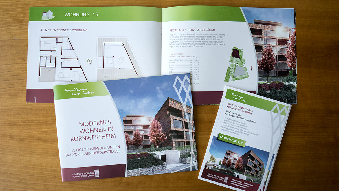 Titel und eine Doppelseite des Exposés "Modernes Wohnen in Kornwestheim"